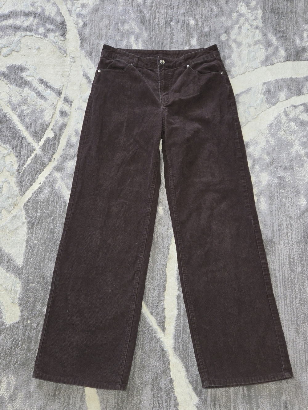 H&M Women's Wide-Leg High-rise Corduroy Jeans in Dark Brown Size 6